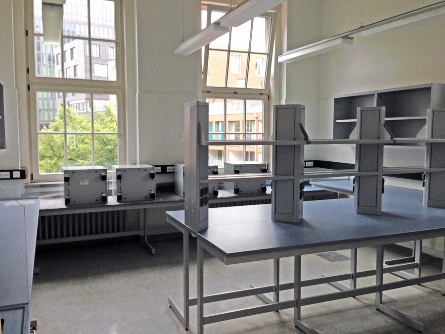 Bernhard-Nocht-Institut Hamburg, Labore
